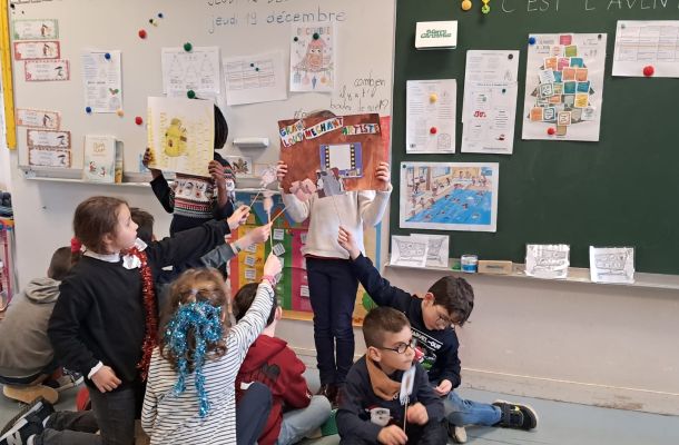 Lecture animée de la classe de CE1.